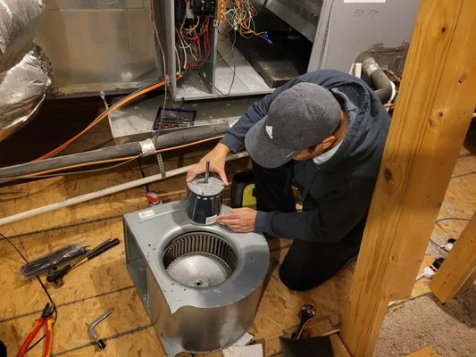 Optima Mechanical Logo