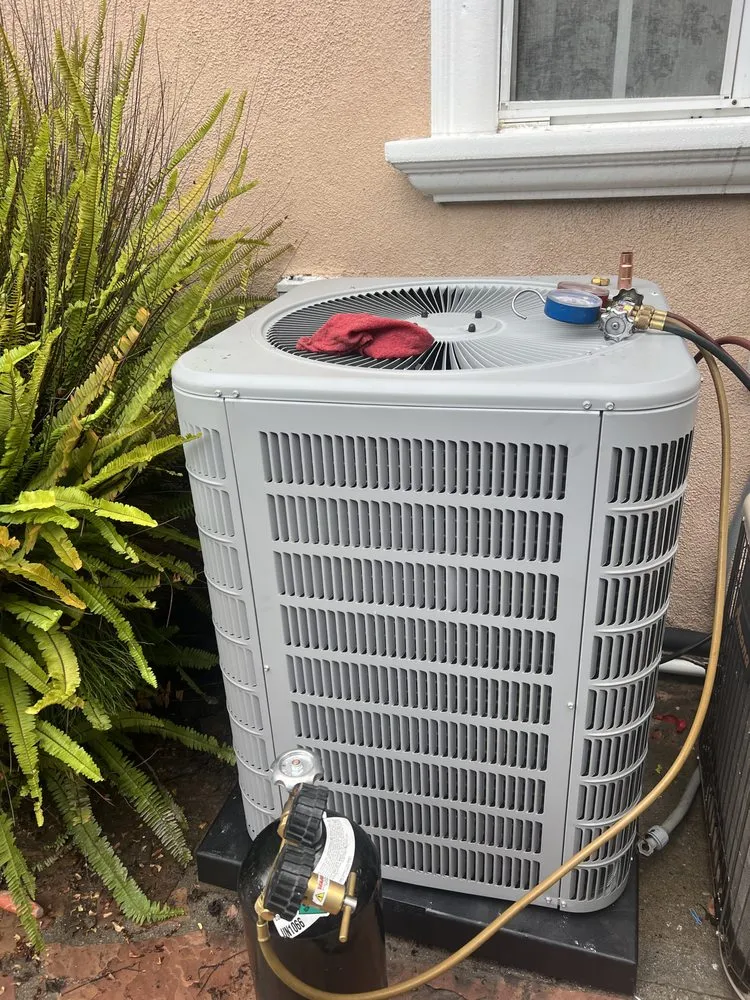 Slide of Oza Air Conditioner And Heating