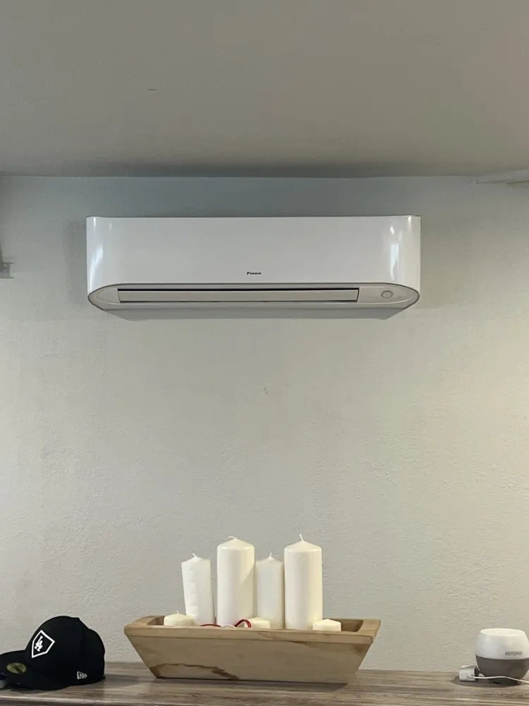 Slide of Oza Air Conditioner And Heating