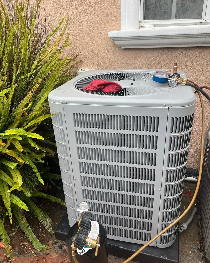 Slide of Oza Air Conditioner And Heating