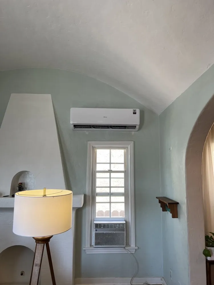 Slide of Oza Air Conditioner And Heating