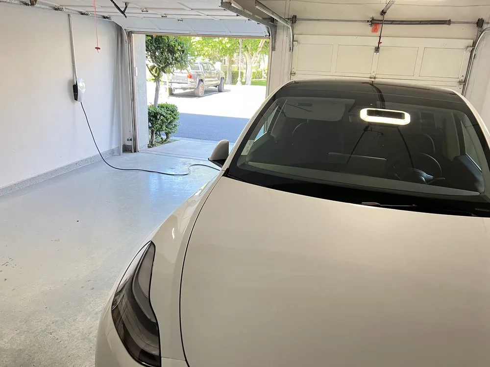 Slide of Ozvia Electric