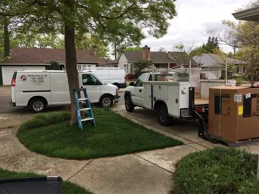 Pacific Heat & Air Logo