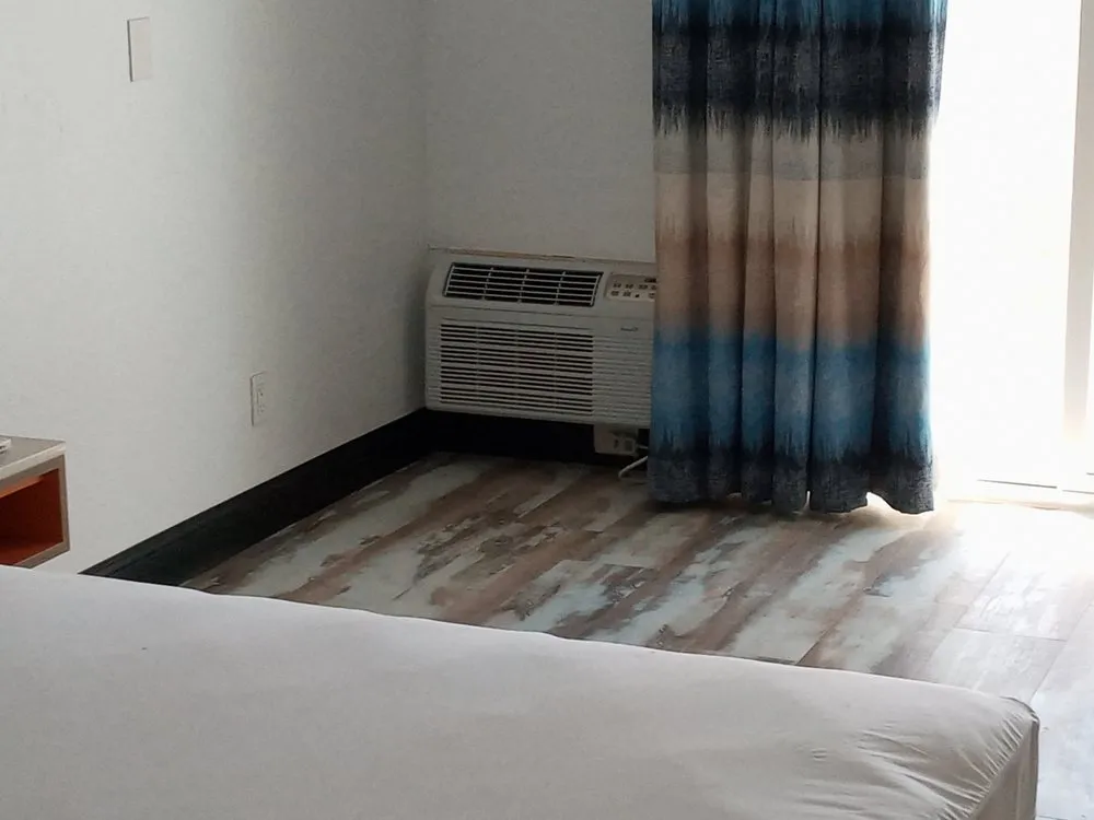 Slide of Pacific HVAC PTAC Service