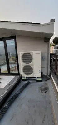 Pacific Radiant Heat & Construction Logo