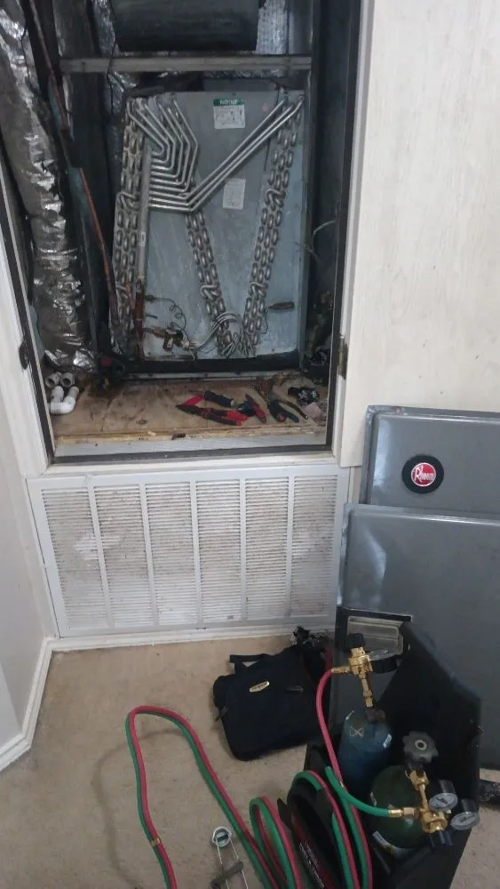 Slide of Palmagon Air Conditioning