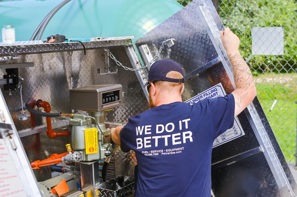 Slide of Palmer Gas & Oil