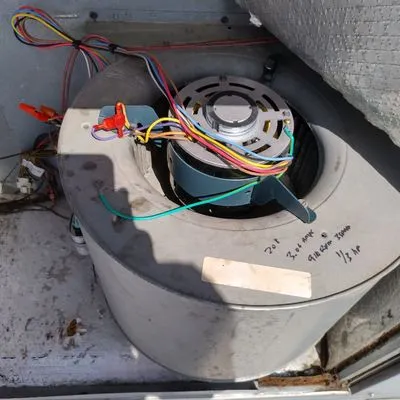 Papa Kennys Air conditioning and heating Logo