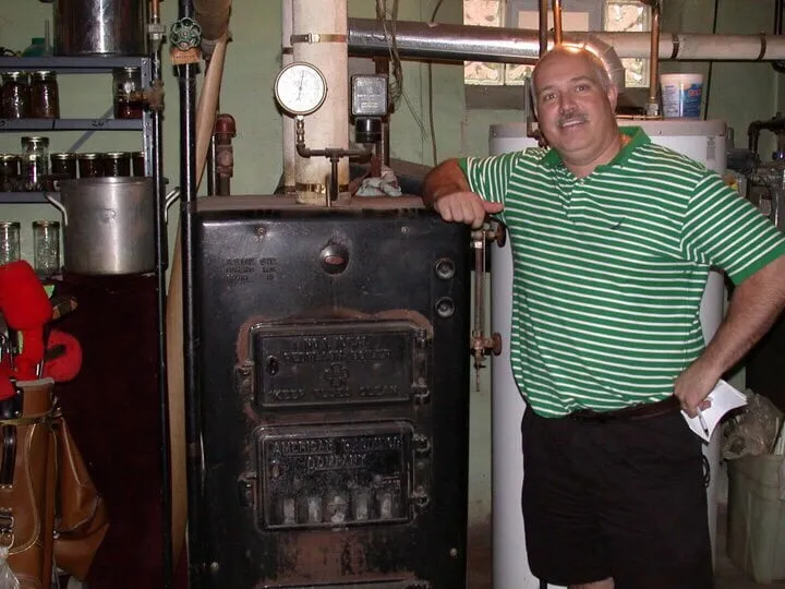 Slide of Papa's Refrigeration Service