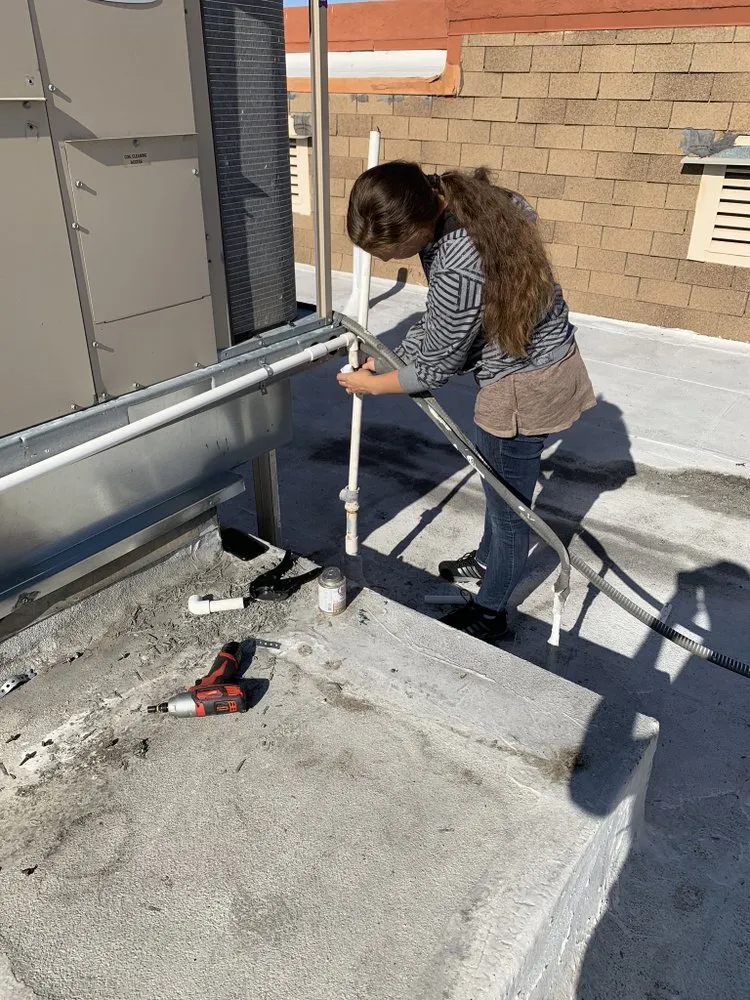 Slide of Paradigm Mechanical