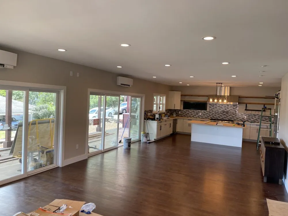 Slide of Paradise AC