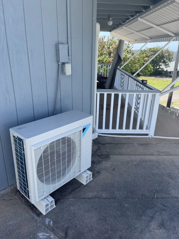 Slide of Paradise AC