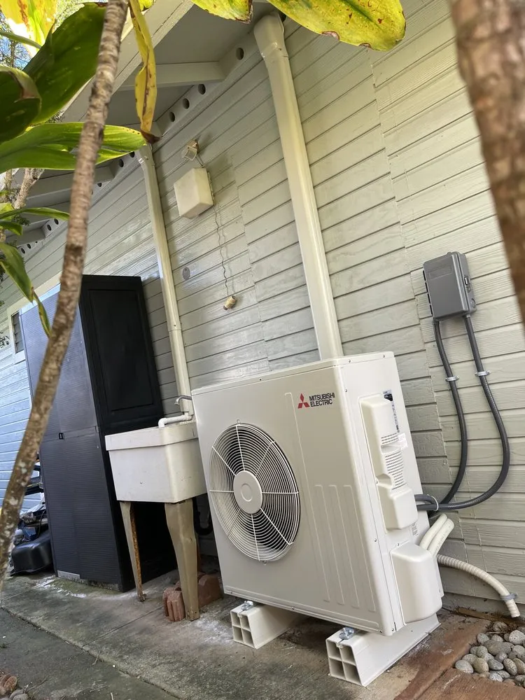 Slide of Paradise AC