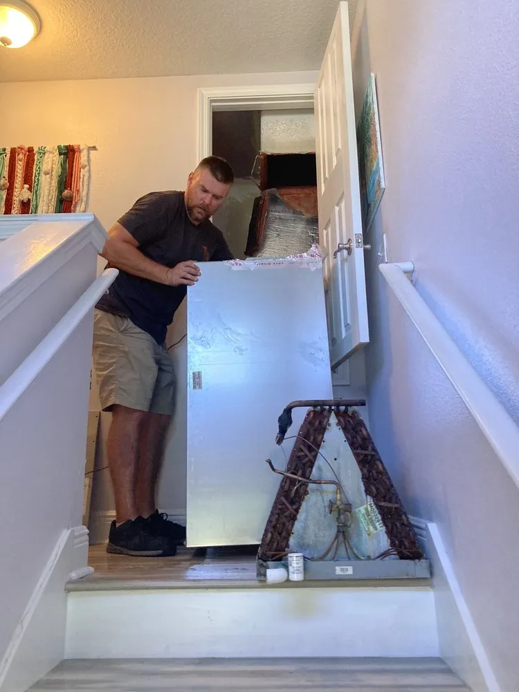 Slide of Paradise Home Services