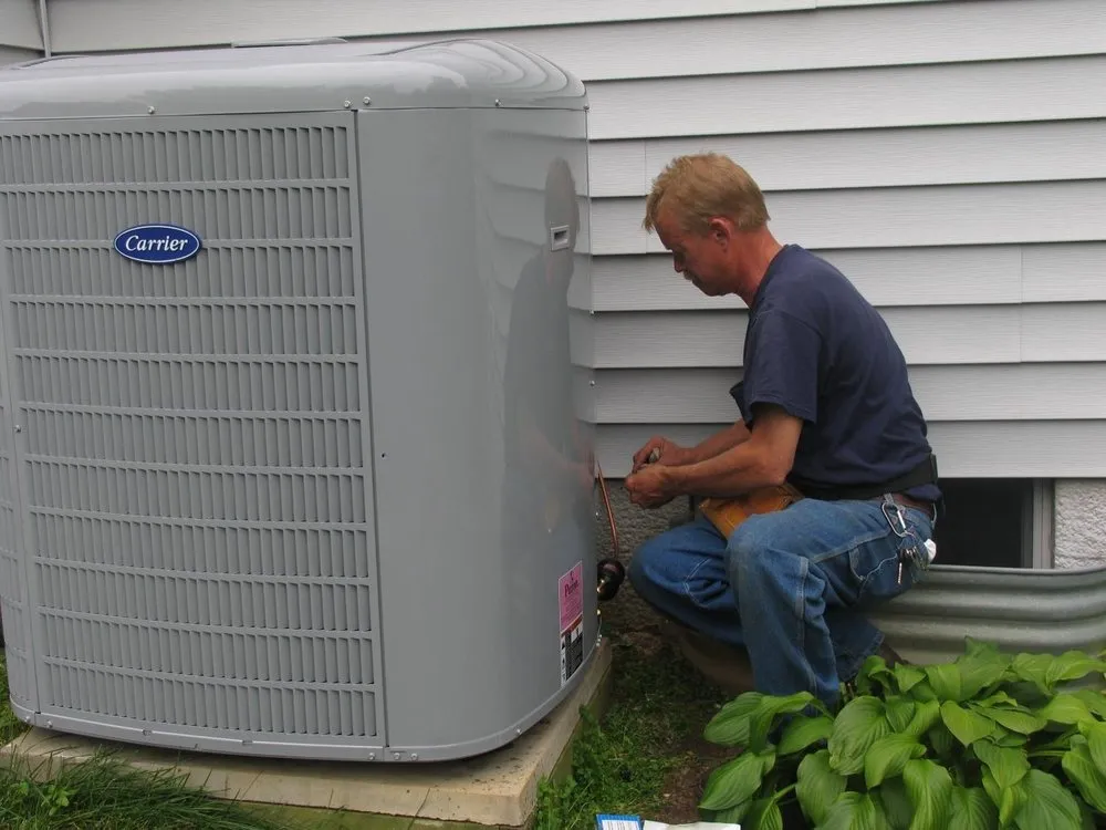 Slide of Paramount Air Conditioning Service