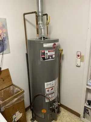 Paramount Plumbing HVAC Logo