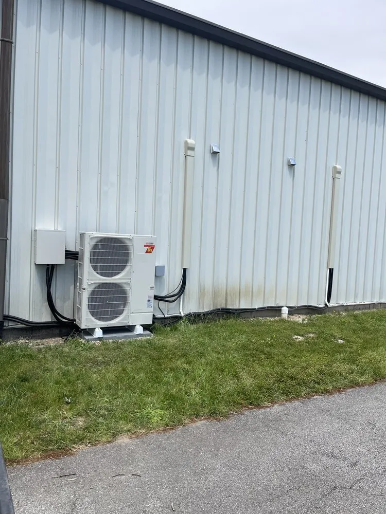 Slide of Payton's Heating & Air