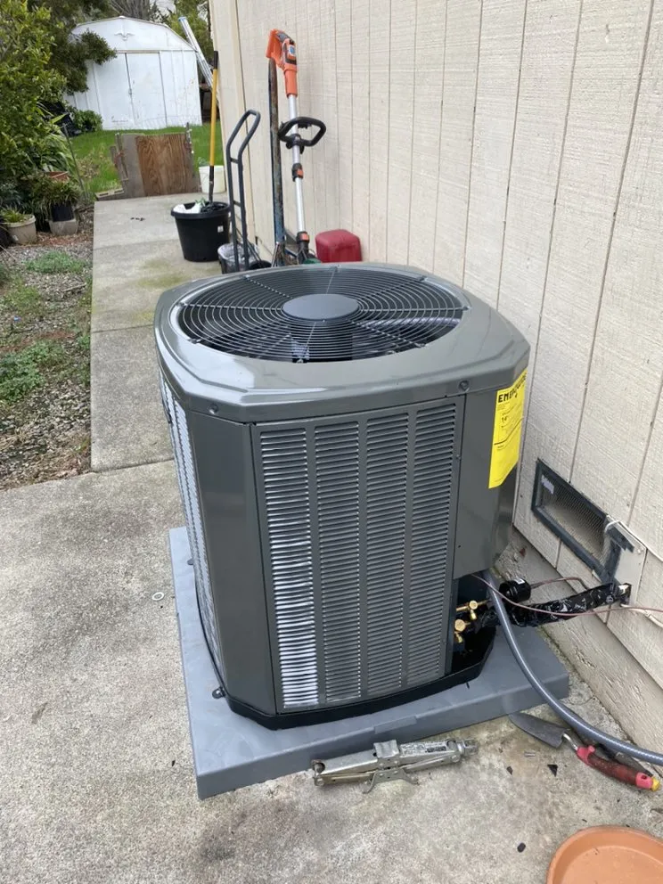 Slide of Pelayo's Heating and Air Conditioning