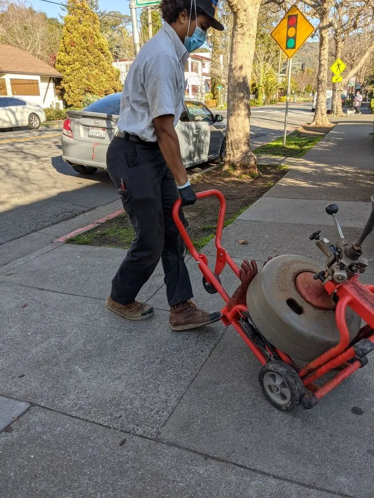 Slide of Peter Levi Plumbing Heating & Cooling