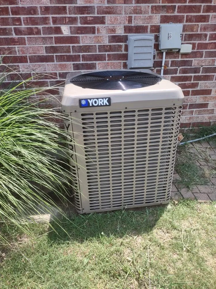 Slide of Pettry Plumbing Heating & Air