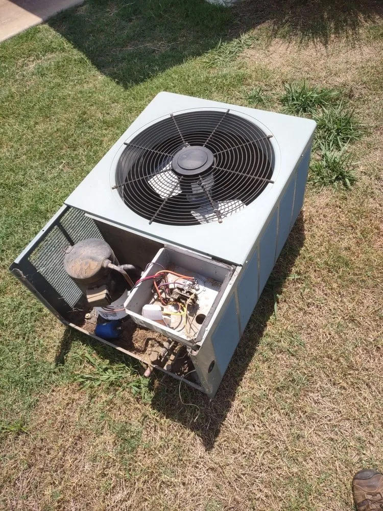 Slide of Pettry Plumbing Heating & Air