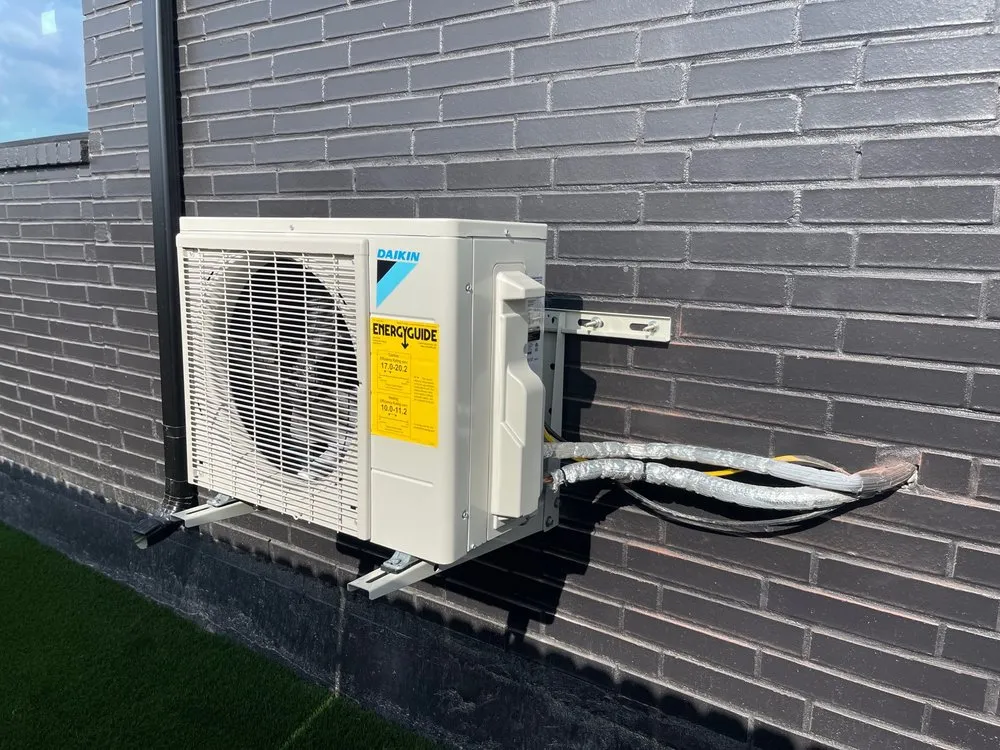 Slide of Phanton Mechanical