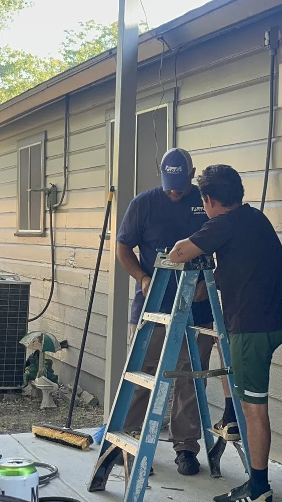 Slide of Pinco Services