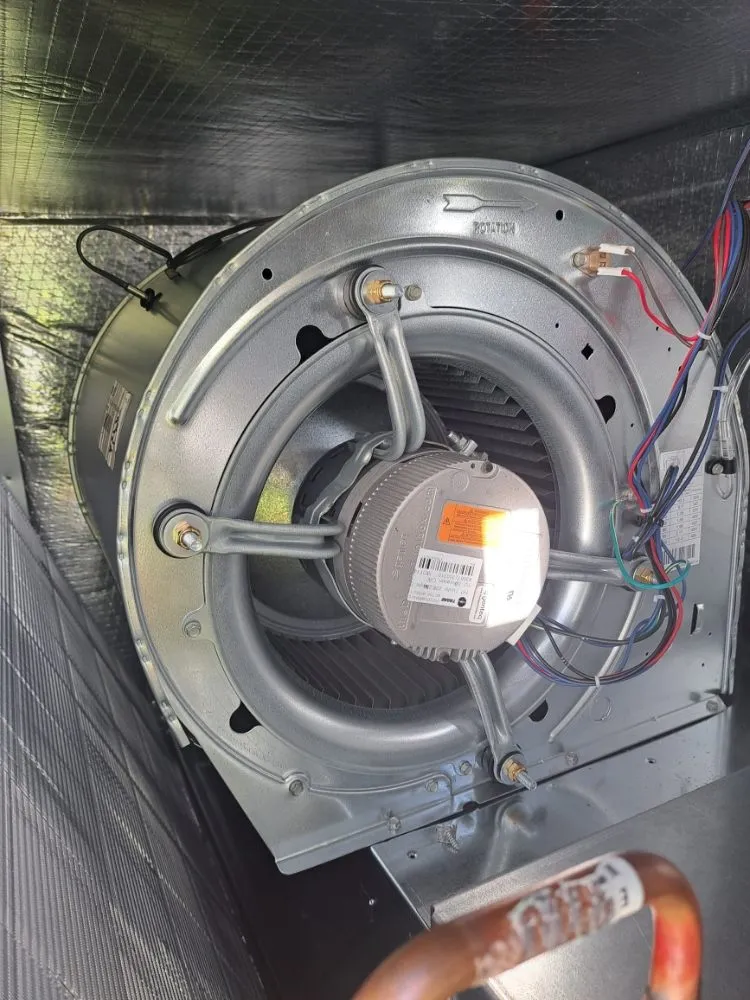 Slide of Pinefrost Heating and Air