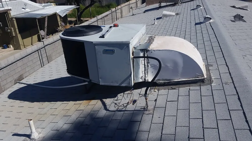 Slide of Pinnacle Air