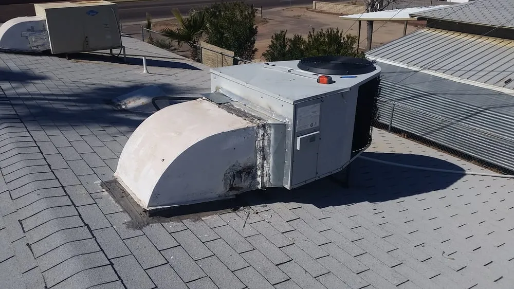 Slide of Pinnacle Air