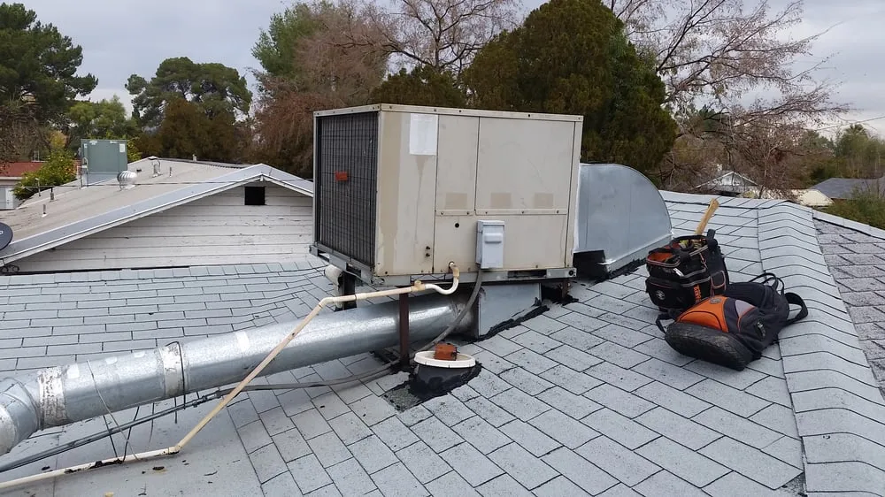 Slide of Pinnacle Air