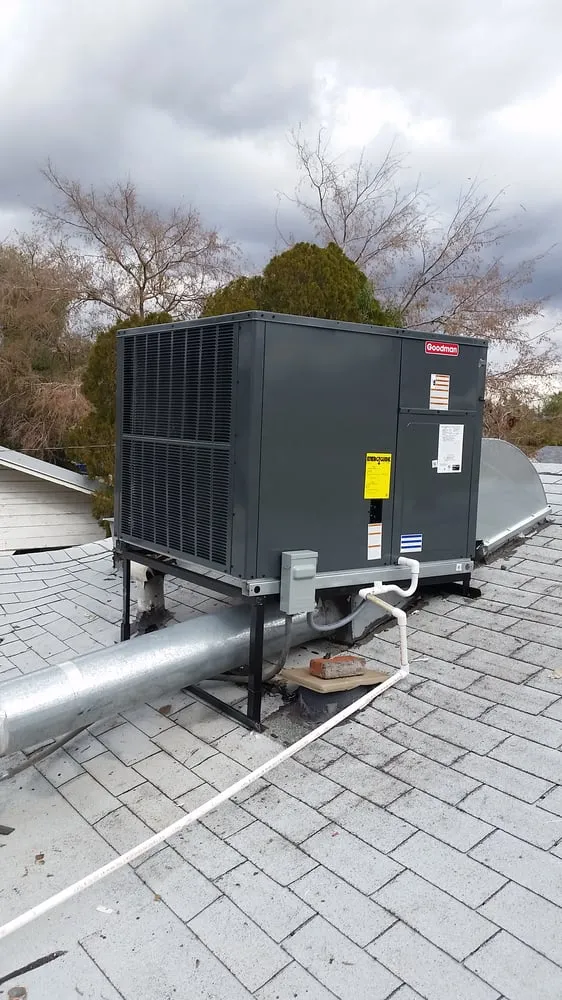 Slide of Pinnacle Air