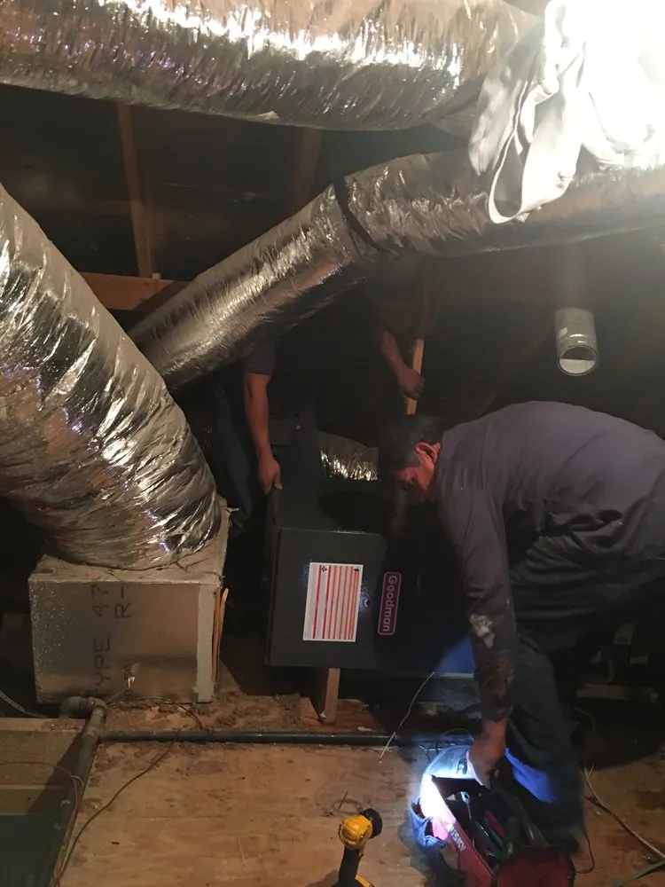 Slide of Pinnacle Aire