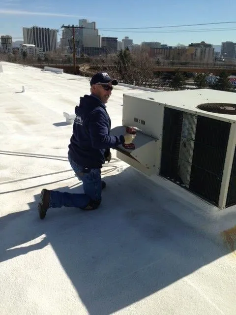 Slide of Pinnacle Heating & Air Conditioning