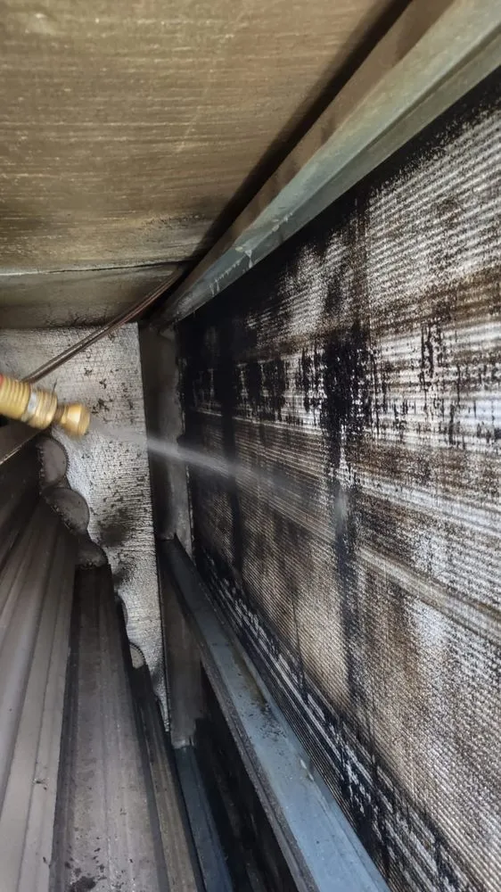 Slide of Pinpoint Mechanical Service