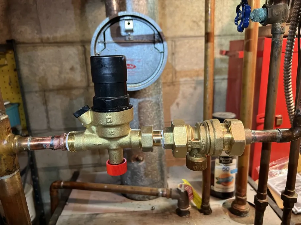 Slide of PJ Linskey Residential Mechanic