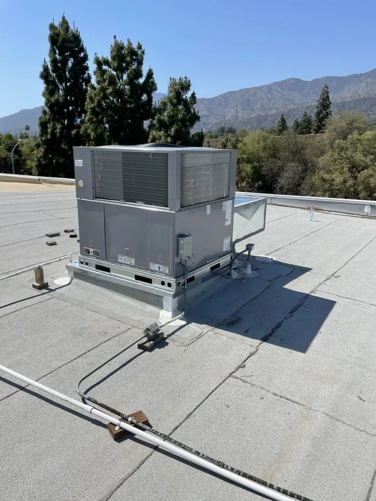 Slide of PJ’s Comfort Air