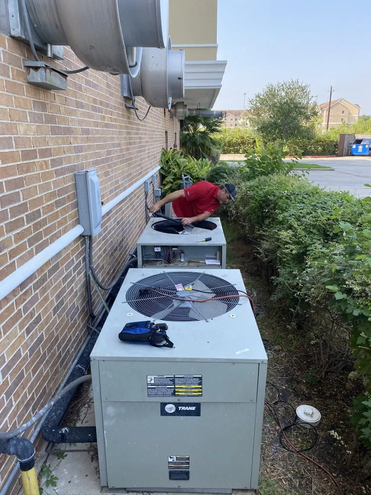 Slide of Platinum Air