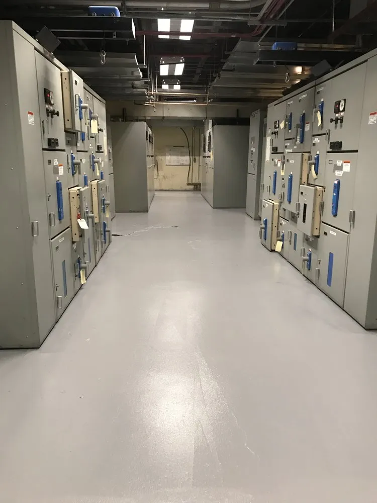 Slide of Platinum Construction Management