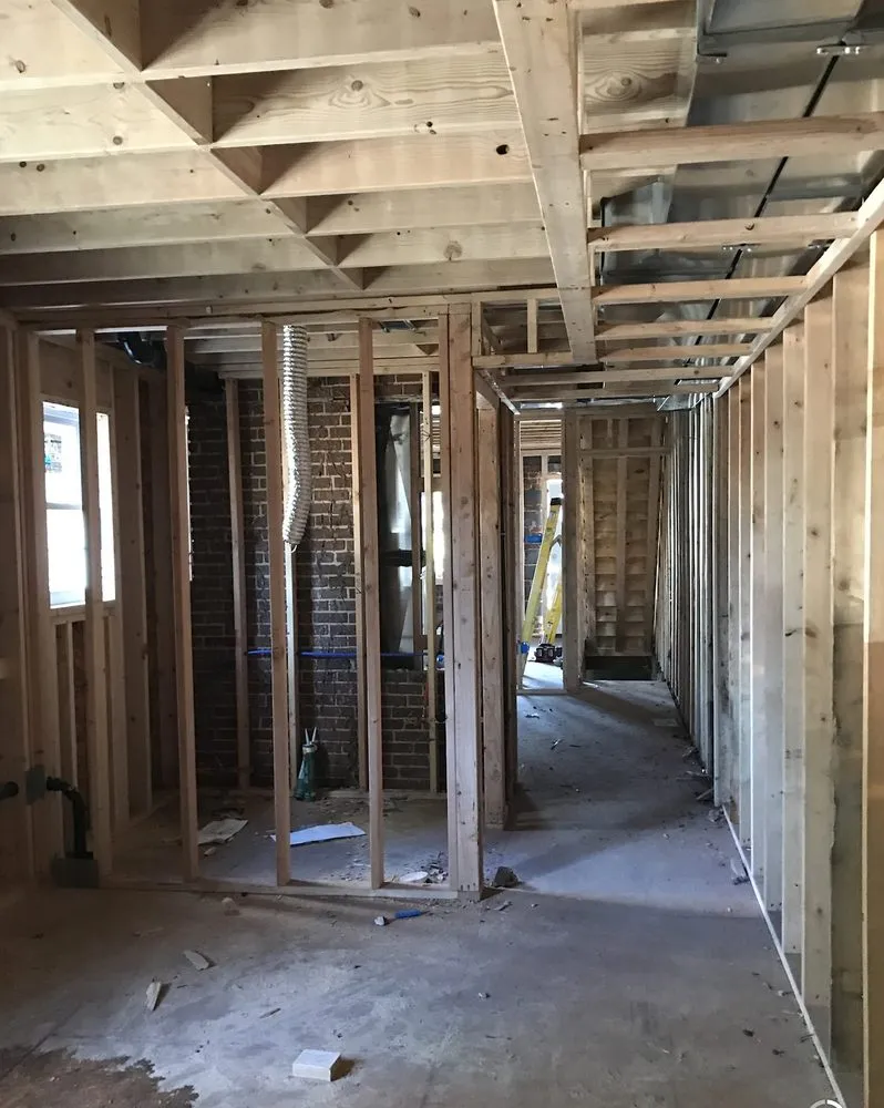 Slide of Platinum Construction Management