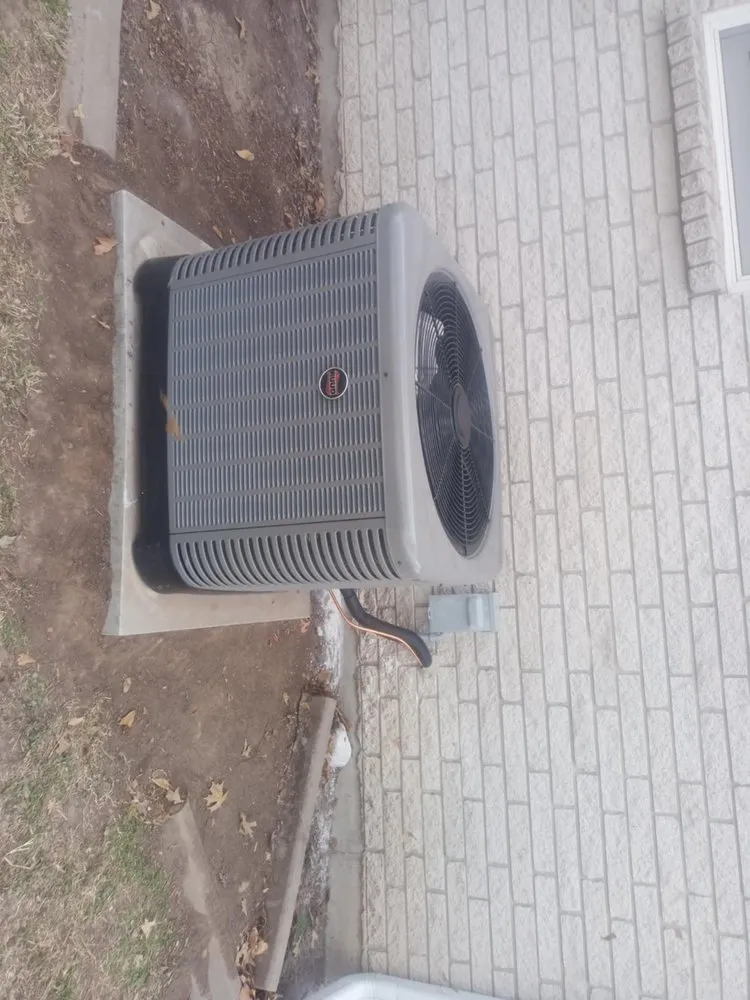 Slide of Platinum Standard Comfort Services