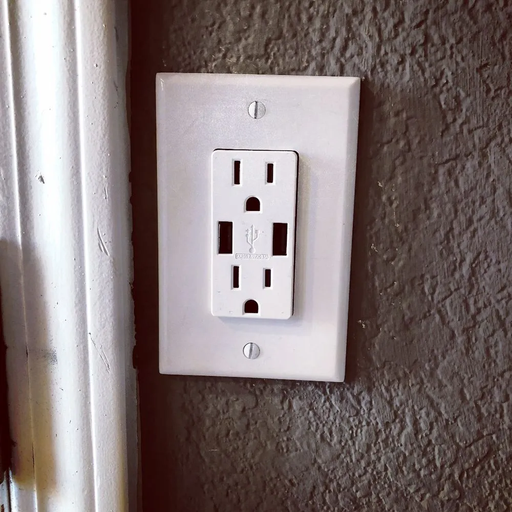 Slide of Playa Vista Electrical Repair