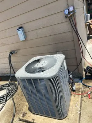 Polar Express Air Conditioning And Refrigeration Logo