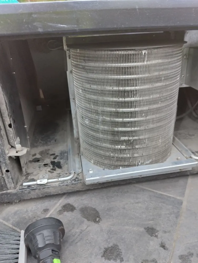 Slide of Polar Tech HVAC