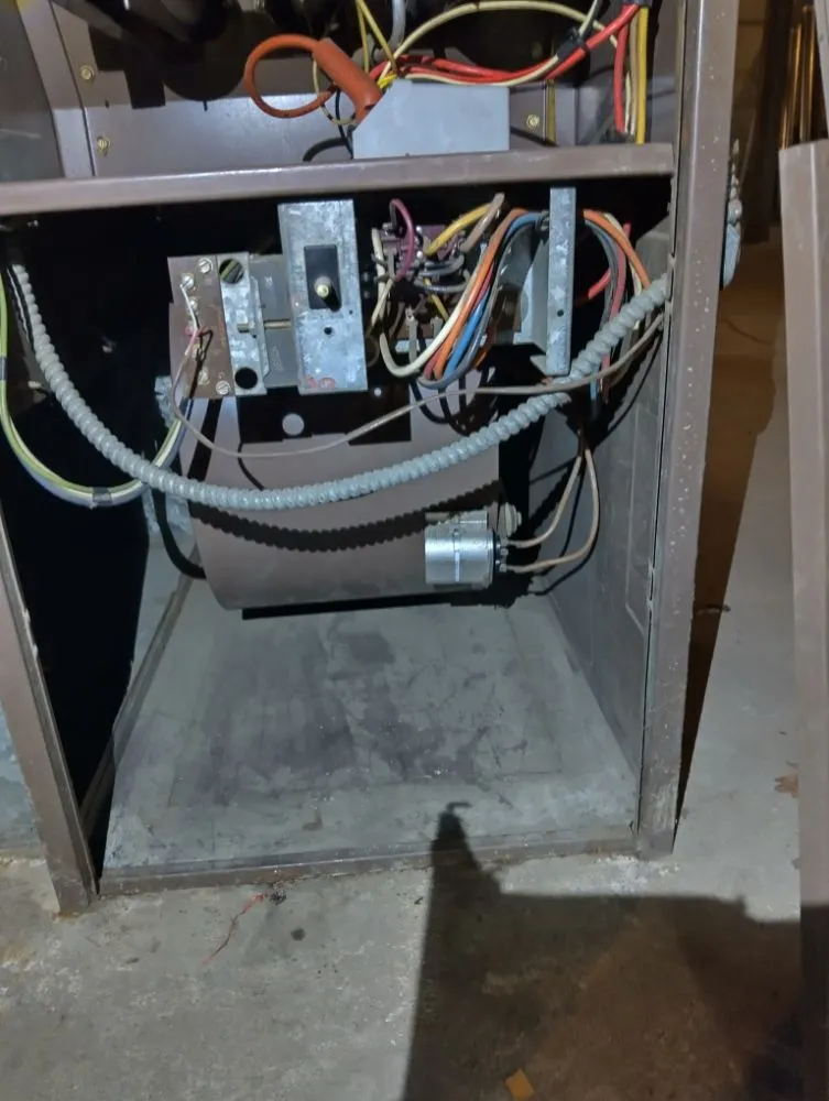 Slide of Polar Tech HVAC