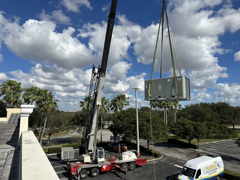 Slide of Pollux Air Conditioning Services