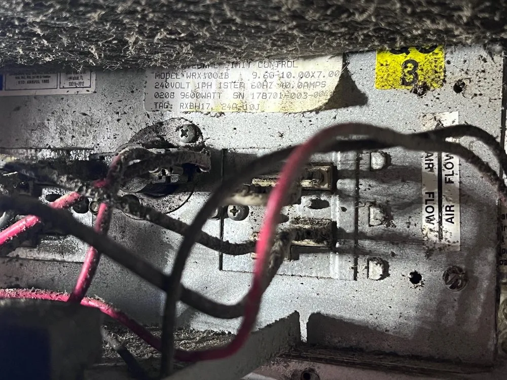 Slide of Pollux Air Conditioning Services