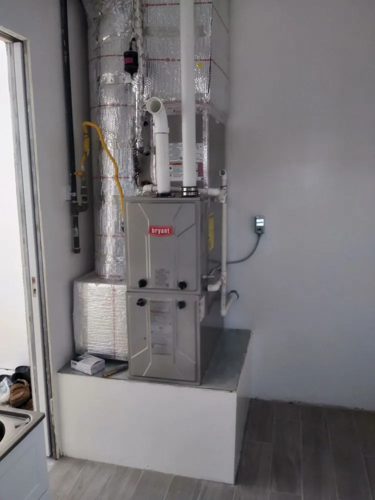 Slide of Posada's Heating & Air Conditioning