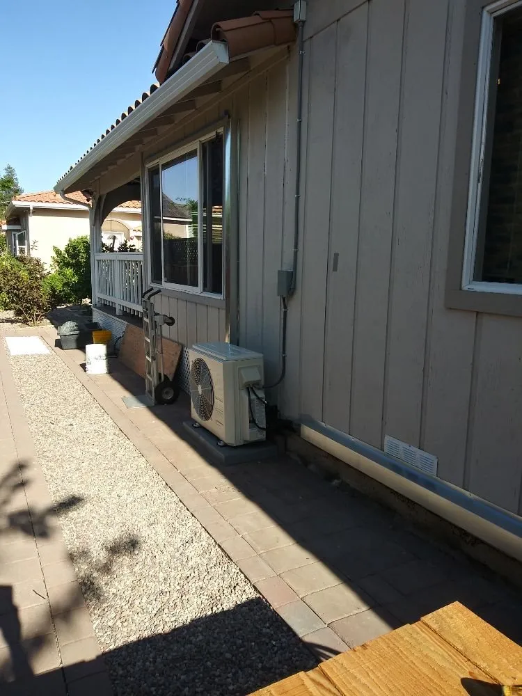 Slide of Posada's Heating & Air Conditioning