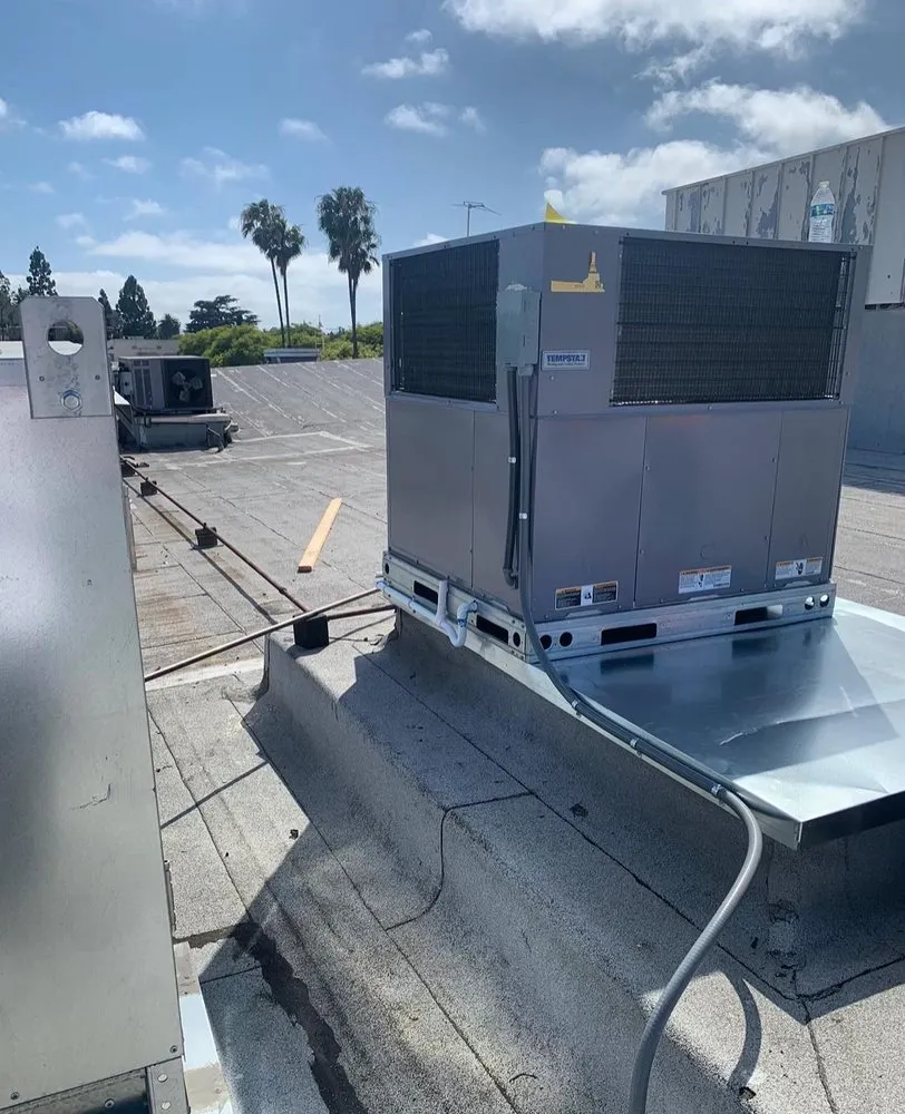 Expert HVAC maintenance for residential systems in Tarzana, CA by Powerhouse 56 Heating & Cooling